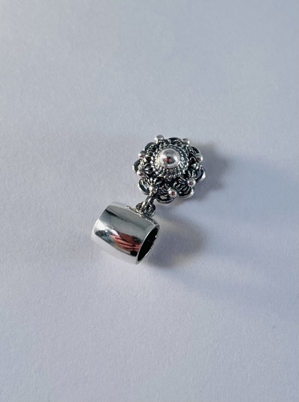 Silver Charm with Zeeland Knoop 10mm - Image 3