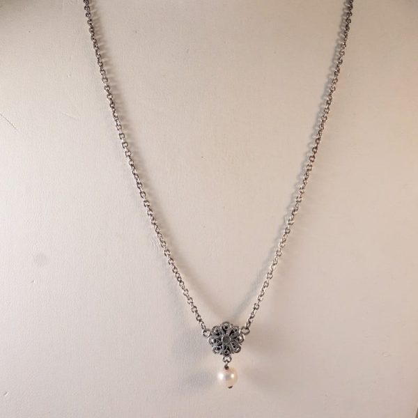 Silver Necklace with Zeeland knoop 10mm with Pearl - Image 3