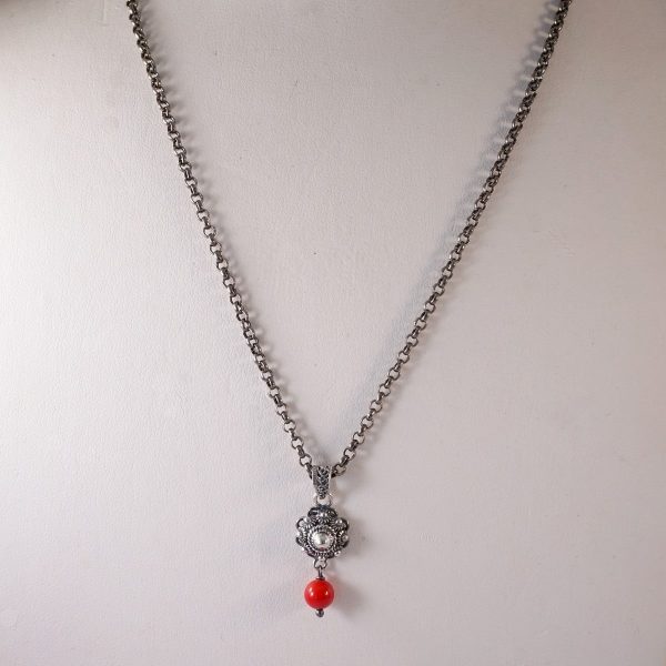 Silver Pendant with 10mm Zeeuwse Knoop and Red Coral - Image 2