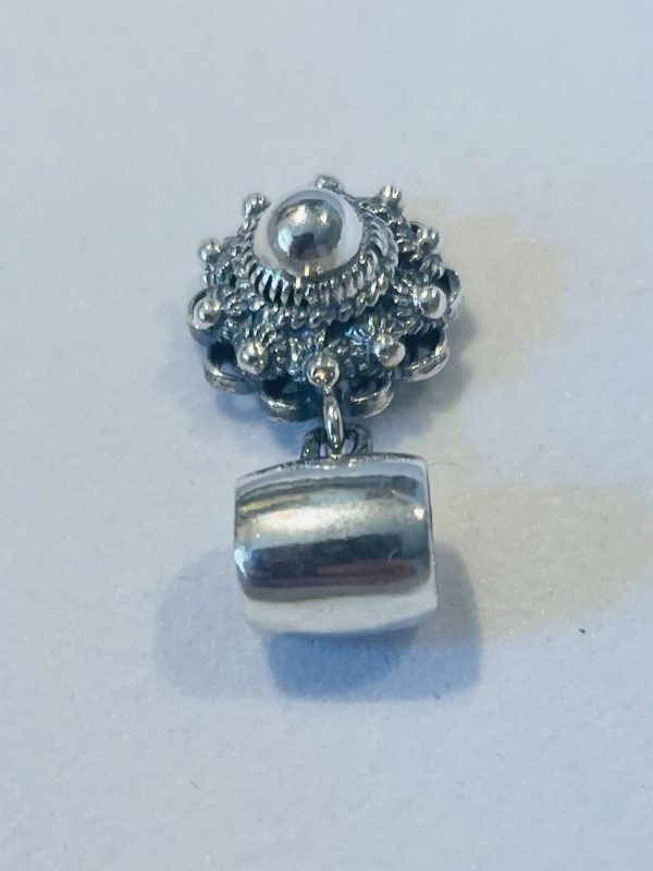Silver Charm with Zeeland Knoop 12mm - Image 5