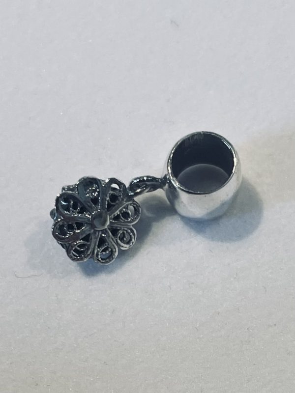 Silver Charm with Zeeland Knoop 8mm - Image 4