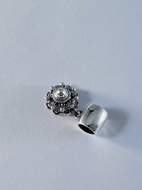 Silver Charm with Zeeland Knoop 10mm - Image 4