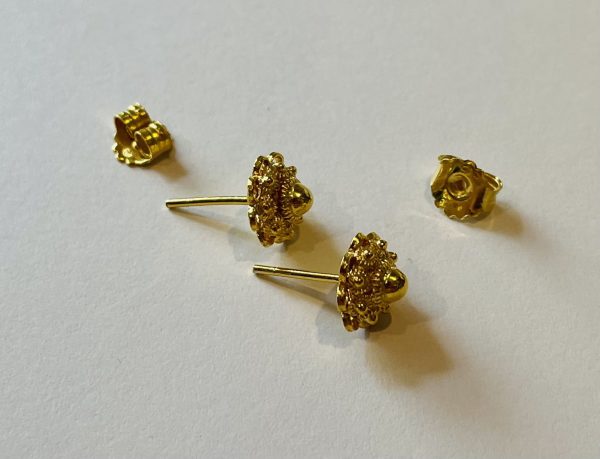 Vergulde Oorknopjes met Zeeuwse Knoop 8mm - Afbeelding 7