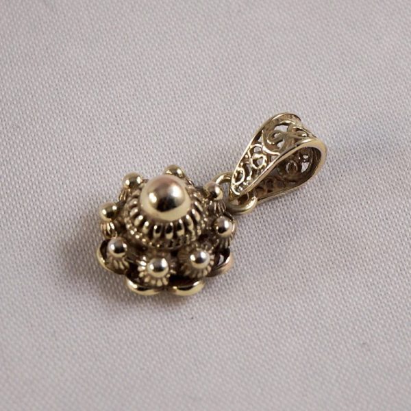 Gold-plated pendant with Zeeland knoop 10mm - Image 6