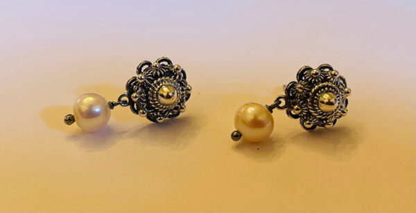 10mm Zeeuwse knoop Stud Earrings with Pearl - Image 2