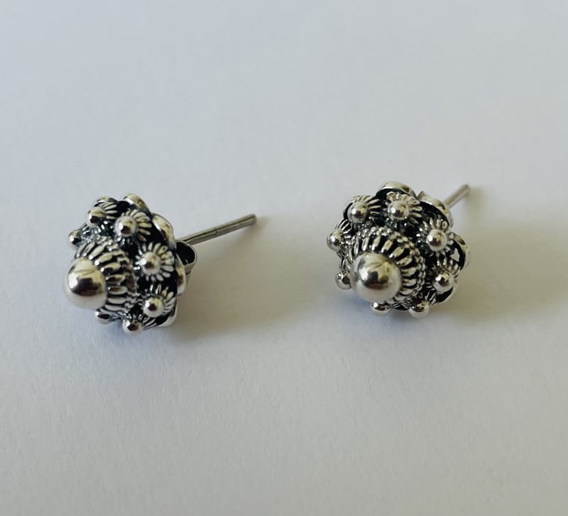 Zilveren Oorknopjes met Zeeuwse Knoop 10mm