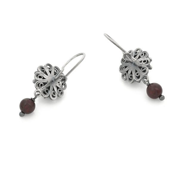 12mm Zeeuwse knoop Earrings with Garnet - Image 3